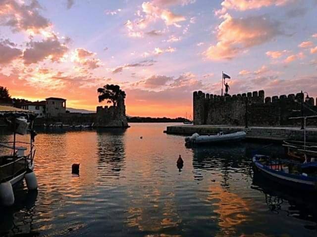 Πέτρινο Στη Θάλασσα Apartment Nafpaktos Luaran gambar